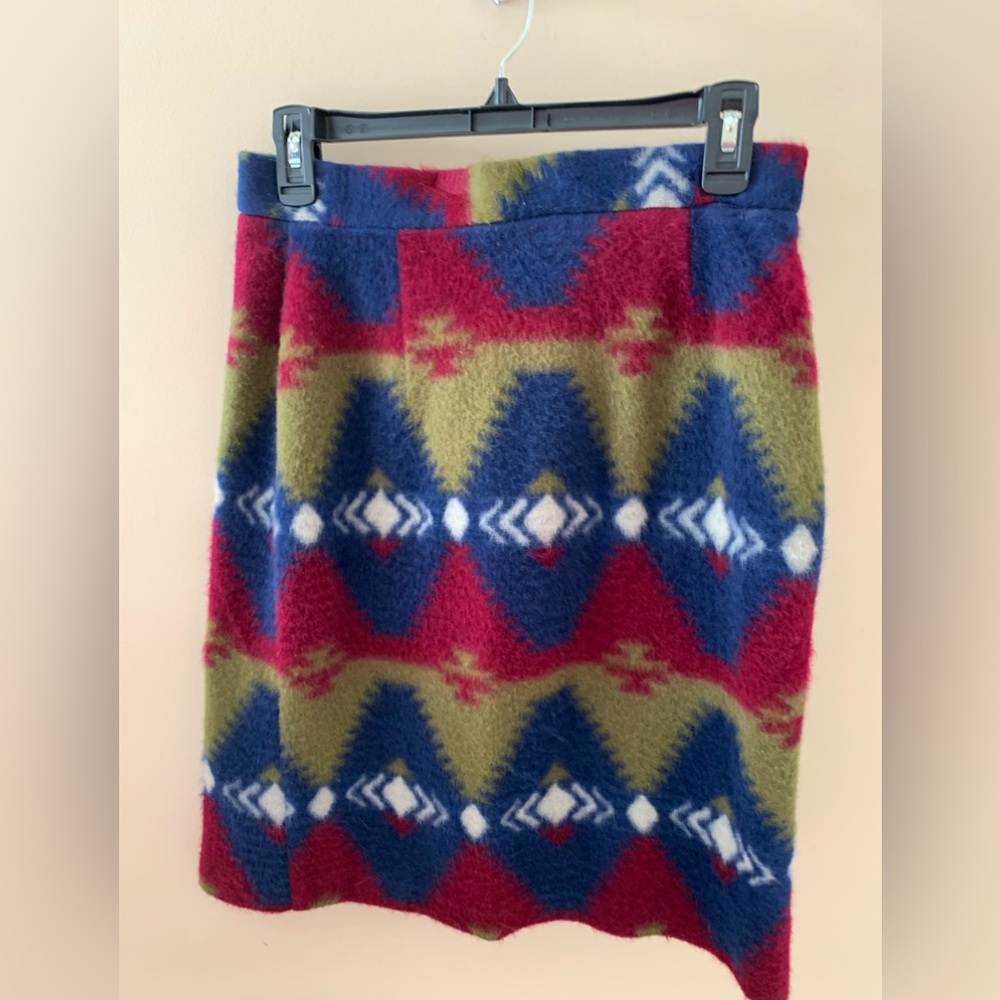Styles To Go Southwest Vest and Skirt Set M - Picture 6 of 8